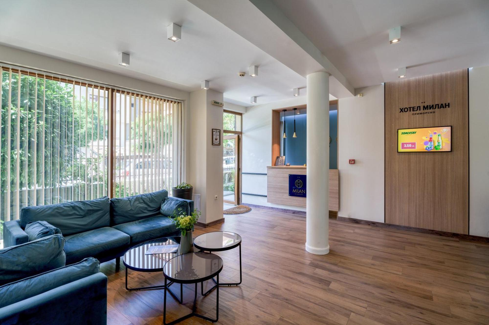 פרימורסקו Hotel Milan מראה חיצוני תמונה