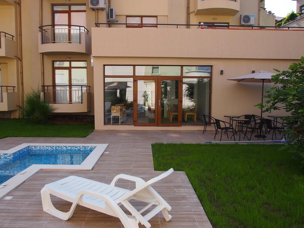 פרימורסקו Hotel Milan מראה חיצוני תמונה
